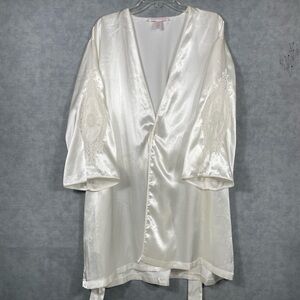 Oscar de le Renta robe